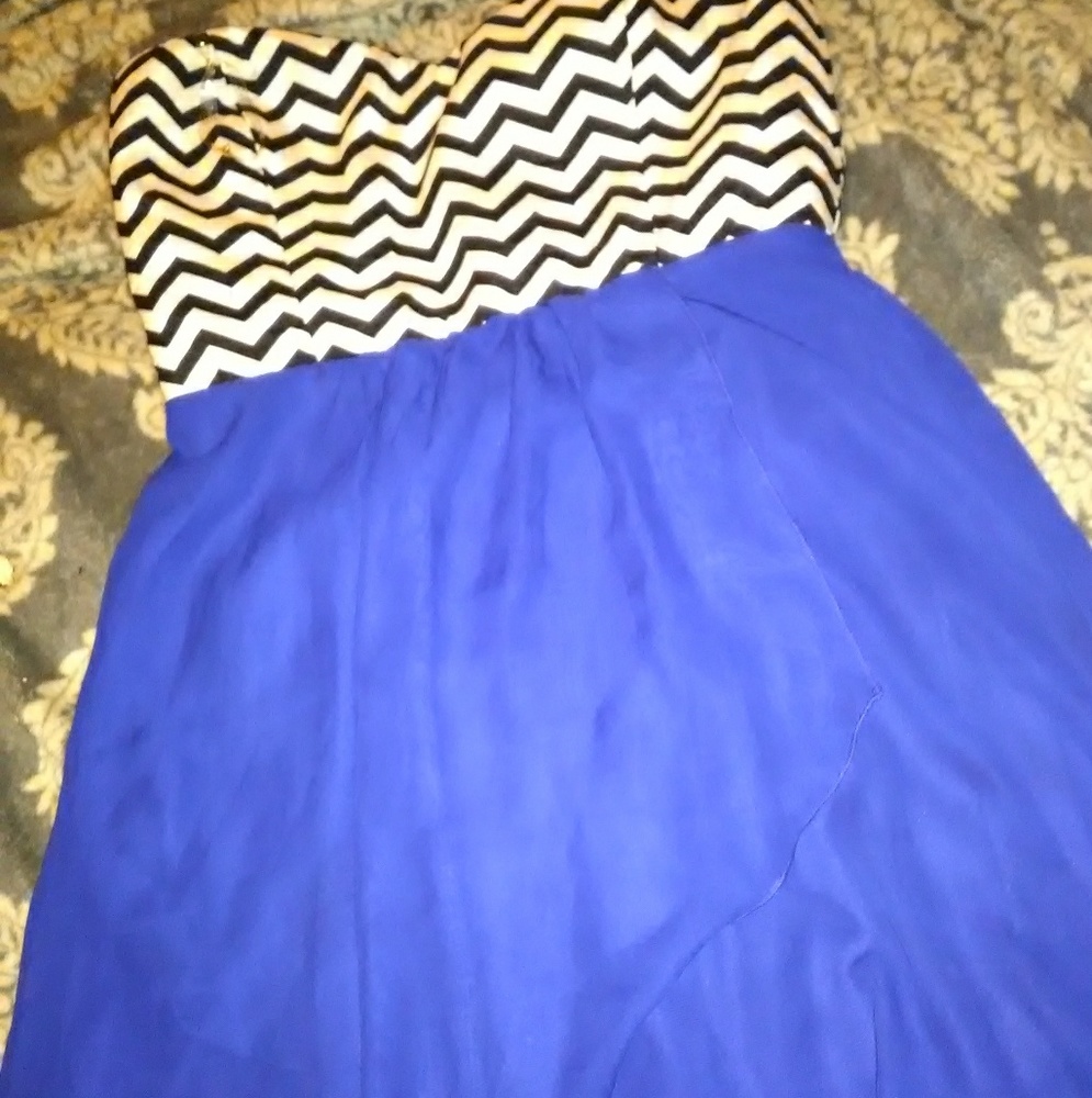Waterfall dress blue black and white